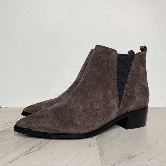 Marc Fisher Yale Gray Suede Pointy Toe Bootie 9.5 M - Picture 15 of 15